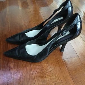 Bandolino Pointy Toe Heels, Black, Size 7M